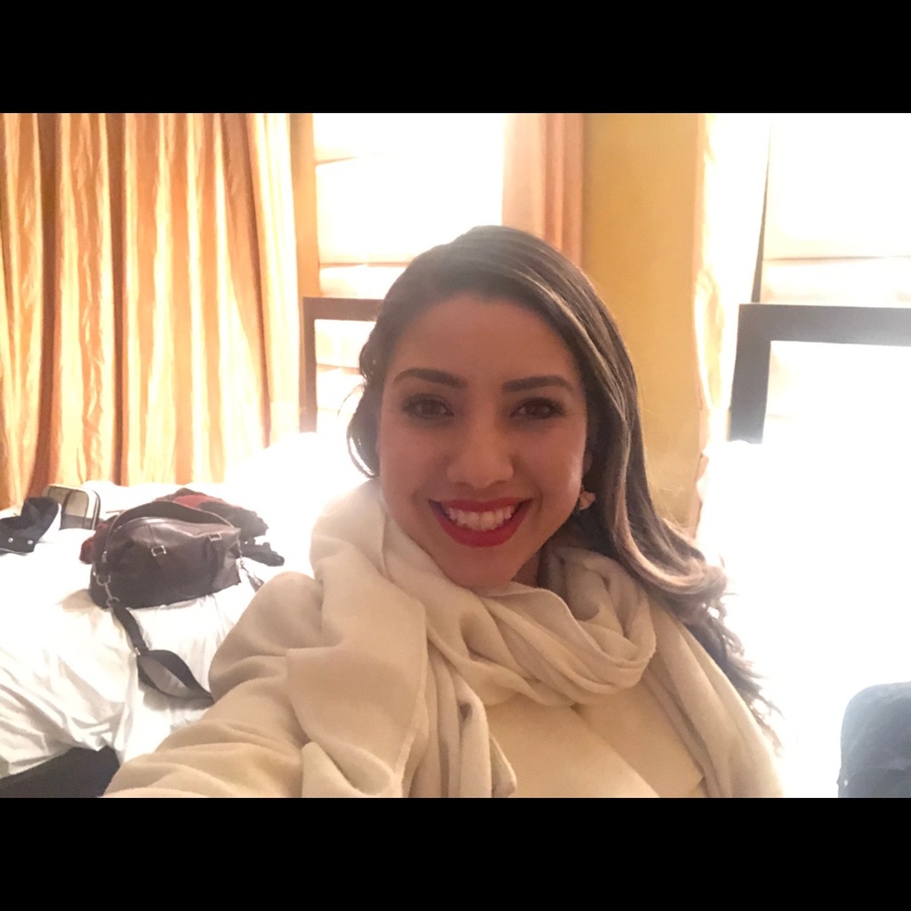 Meet your Posher, Cecilia